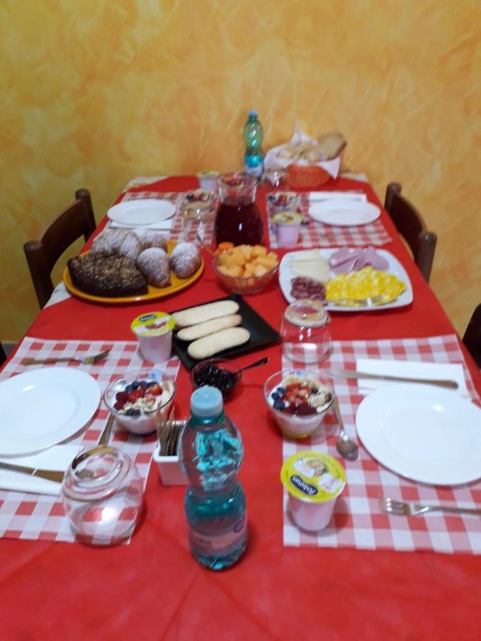 B&B Il Girasole SantʼAnna Arresi Extérieur photo