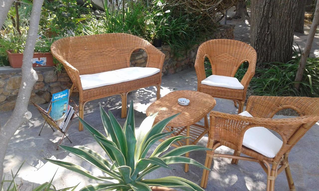 B&B Il Girasole SantʼAnna Arresi Extérieur photo
