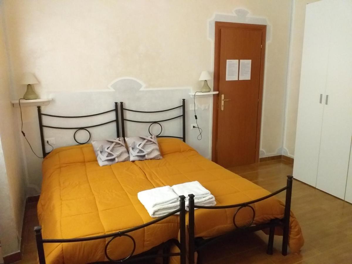 B&B Il Girasole SantʼAnna Arresi Extérieur photo